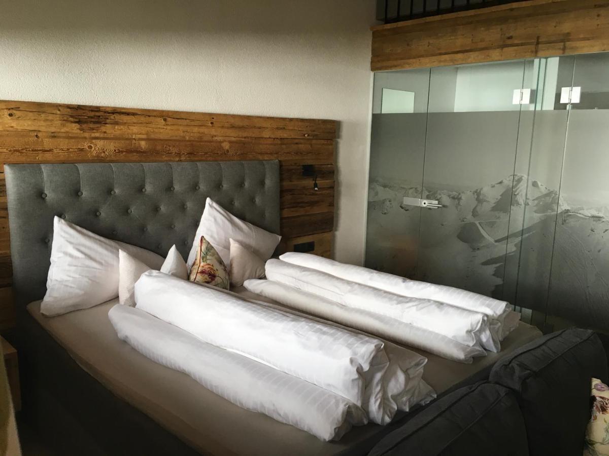 Dorf Alm Inn 3*